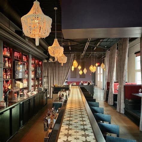 THE BELLWETHER, Saint Louis .